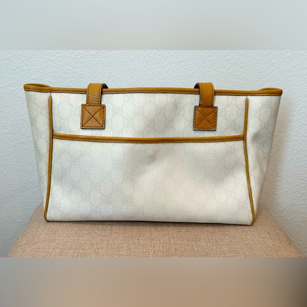 Authentic Gucci shoulder bag